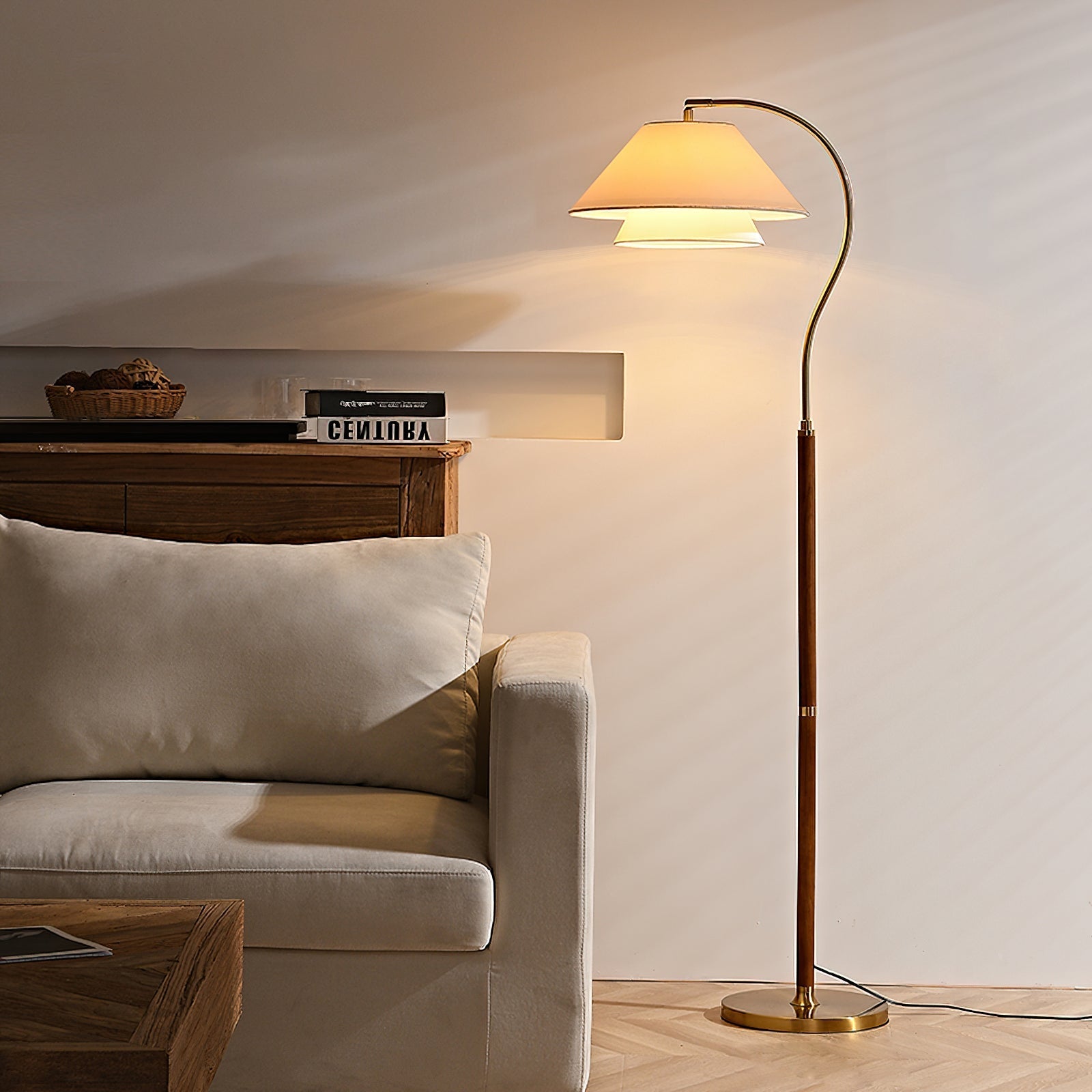 Valdorin - Sculptural Hand Floor Lamp