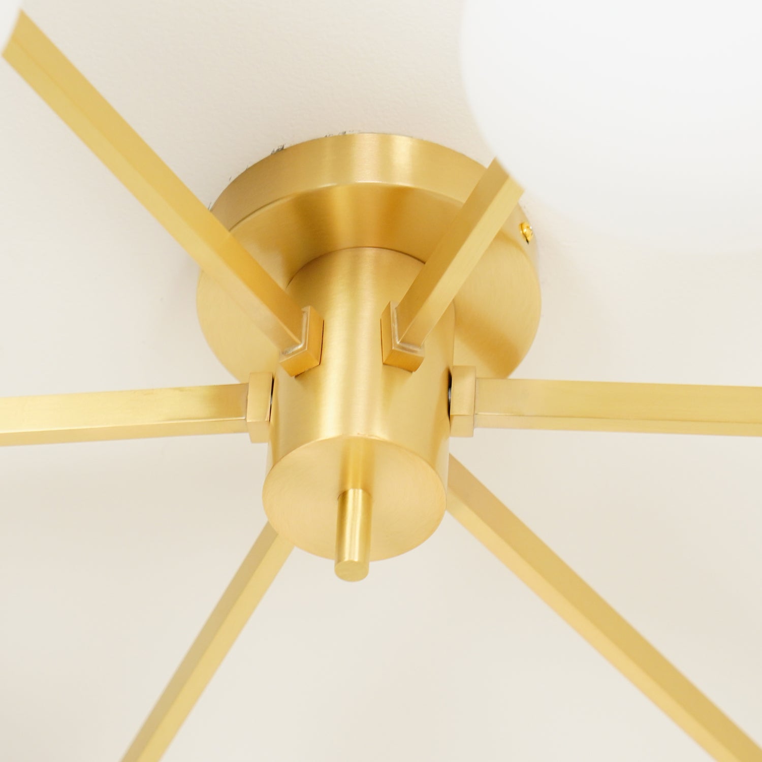 Lambrae – Minimalistické severské skleněné stropní svítidlo