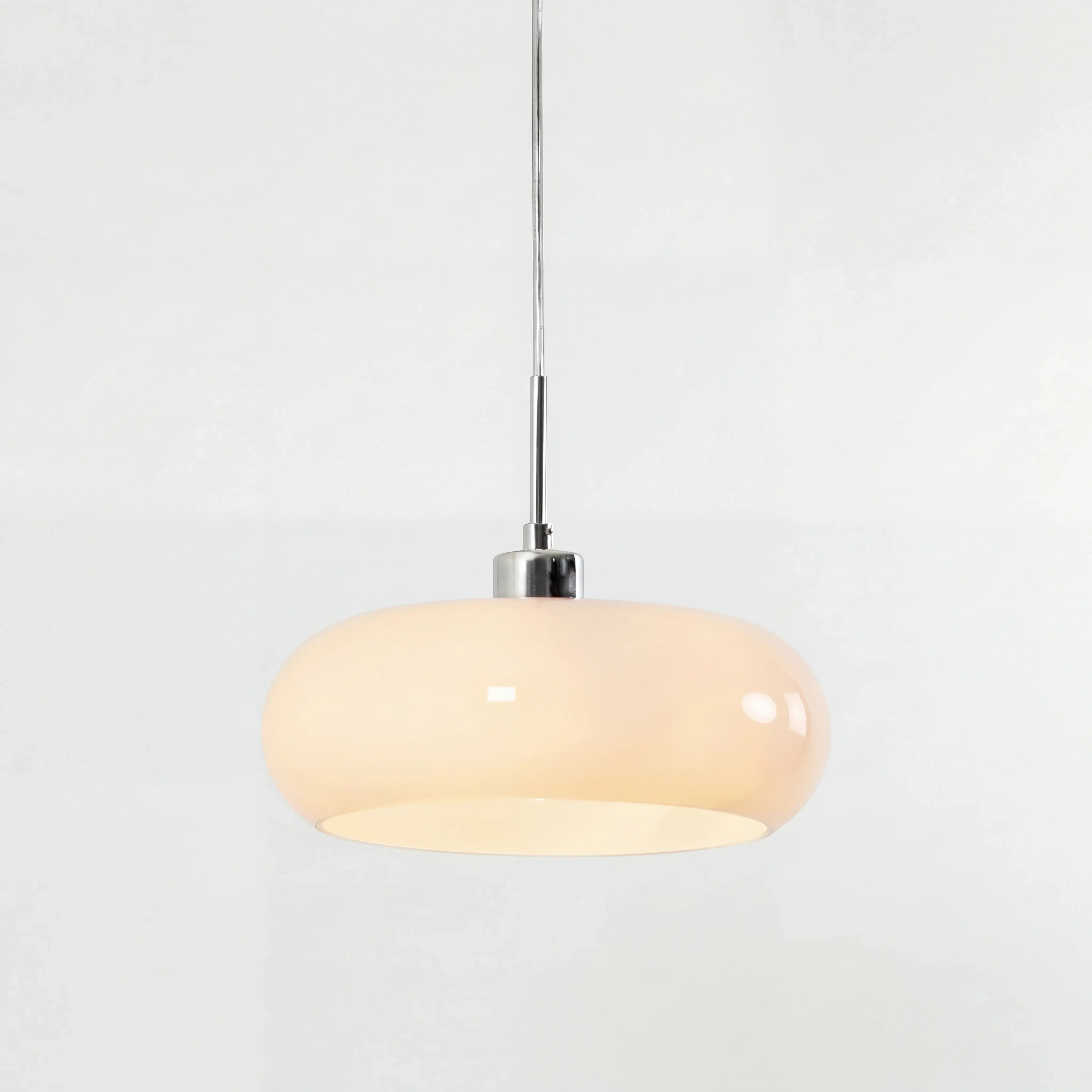 Neuvina – Bauhaus Glass Pendant Light With Hand Blown Shade