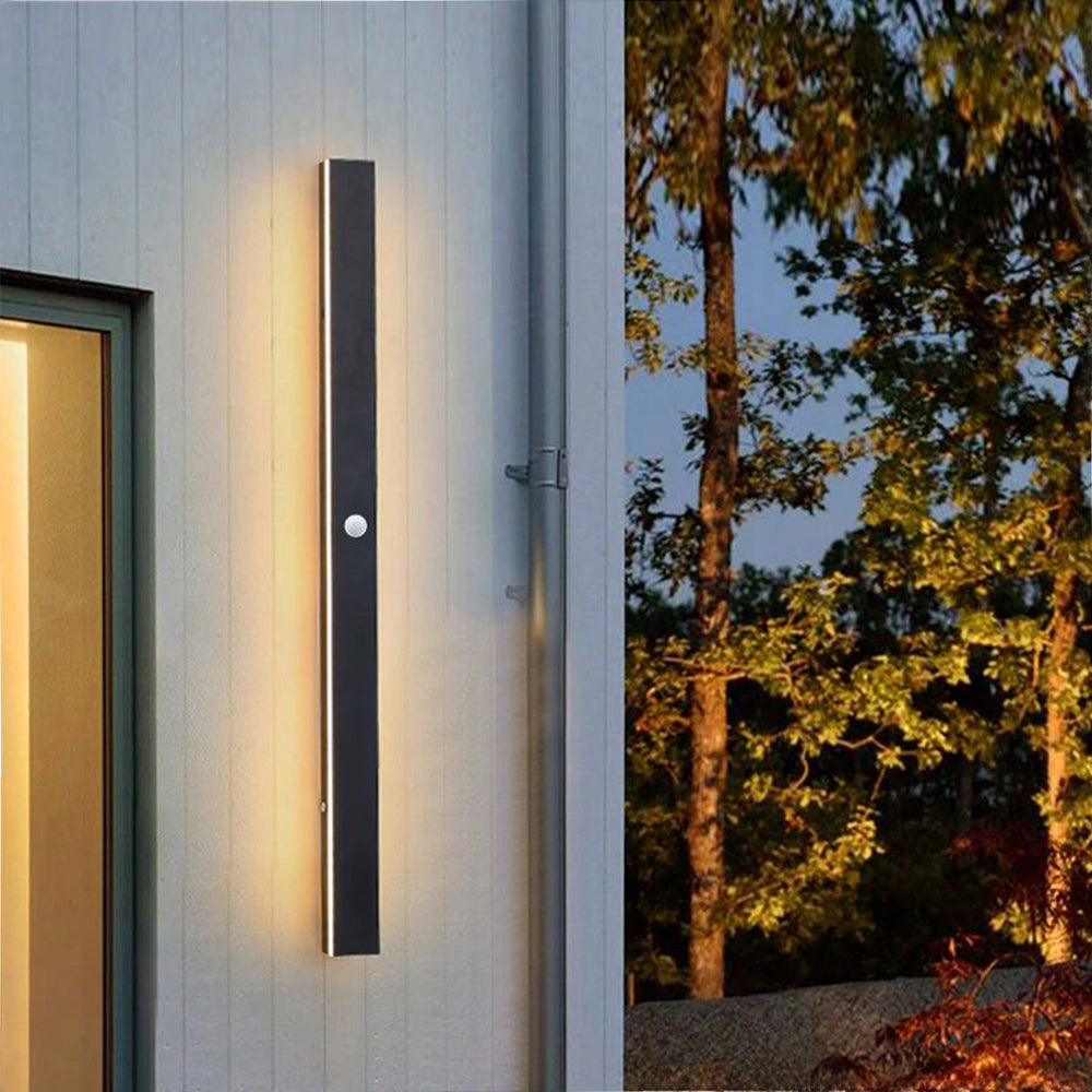 Arviona – Minimalistisk vandtæt LED udendørs væglampe sort