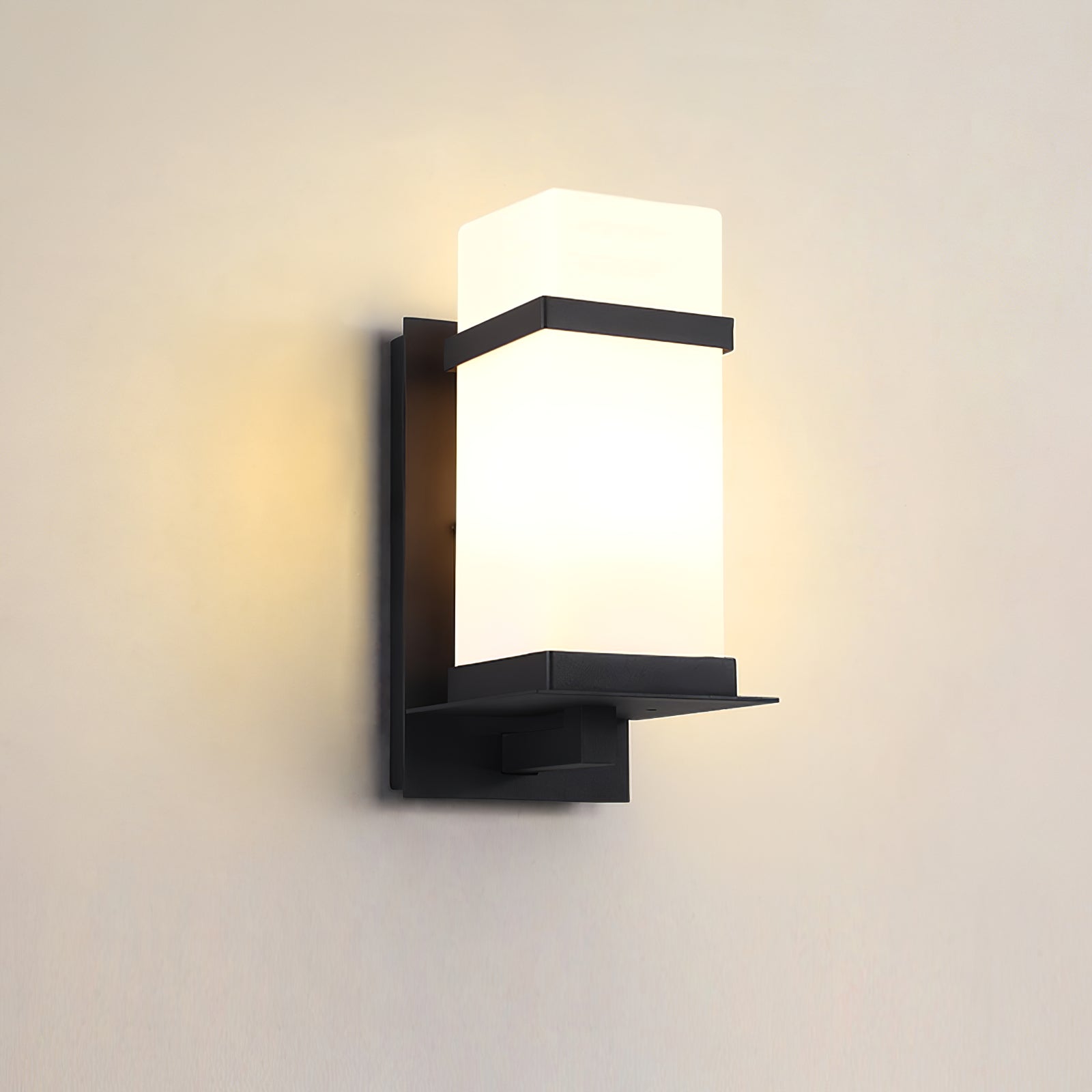 Tarnwick - Waterproof Mcdade IP65 Waterproof Outdoor Wall Light