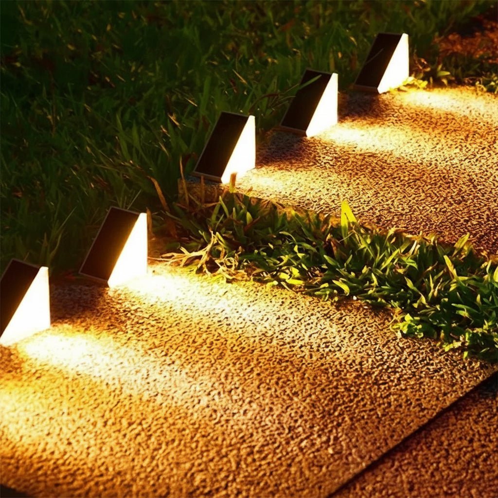 Livane – Lampada LED Solare Angolata per Gradini