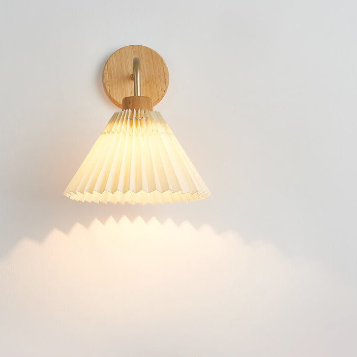 Dermora – Applique murale cône plissé minimaliste moderne 1 lumière