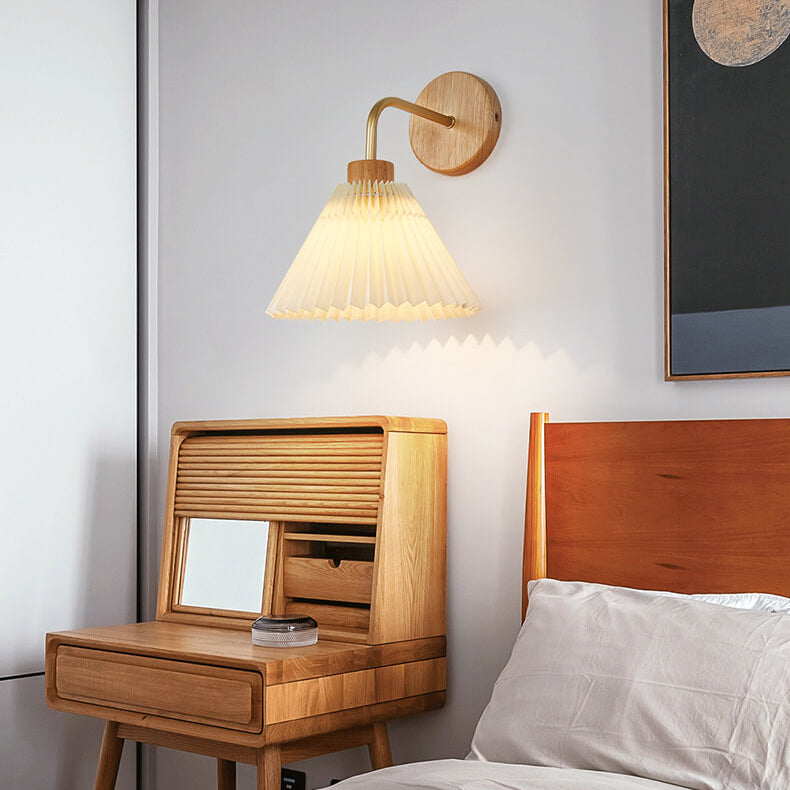 Dermora – Applique murale cône plissé minimaliste moderne 1 lumière