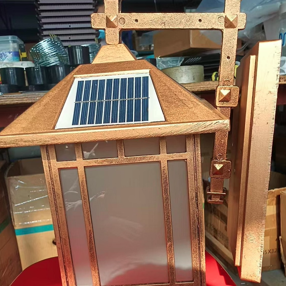 Solvéra – Applique murale moderne solaire à LED