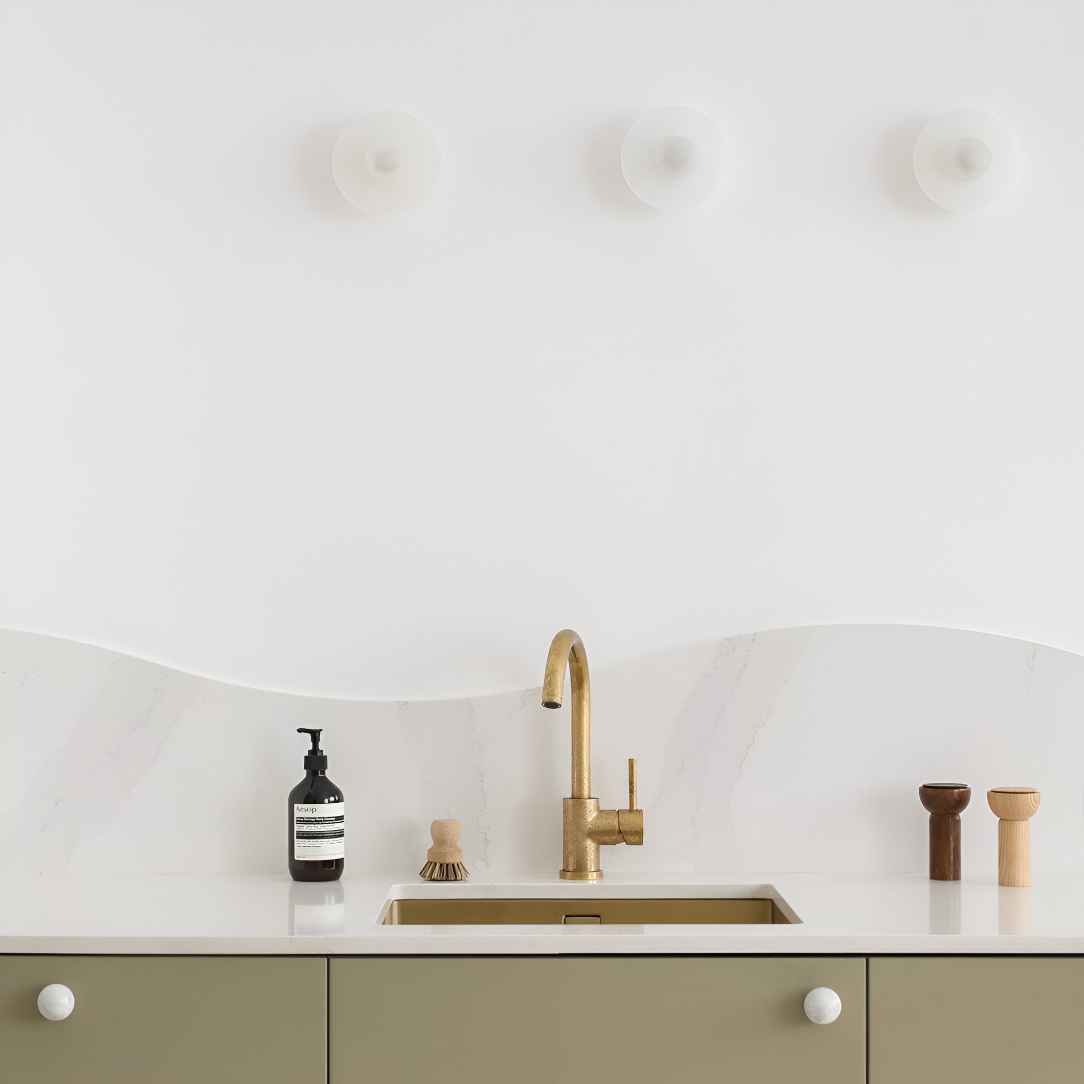 Albaryn – Nordisk Alabast Væglampe