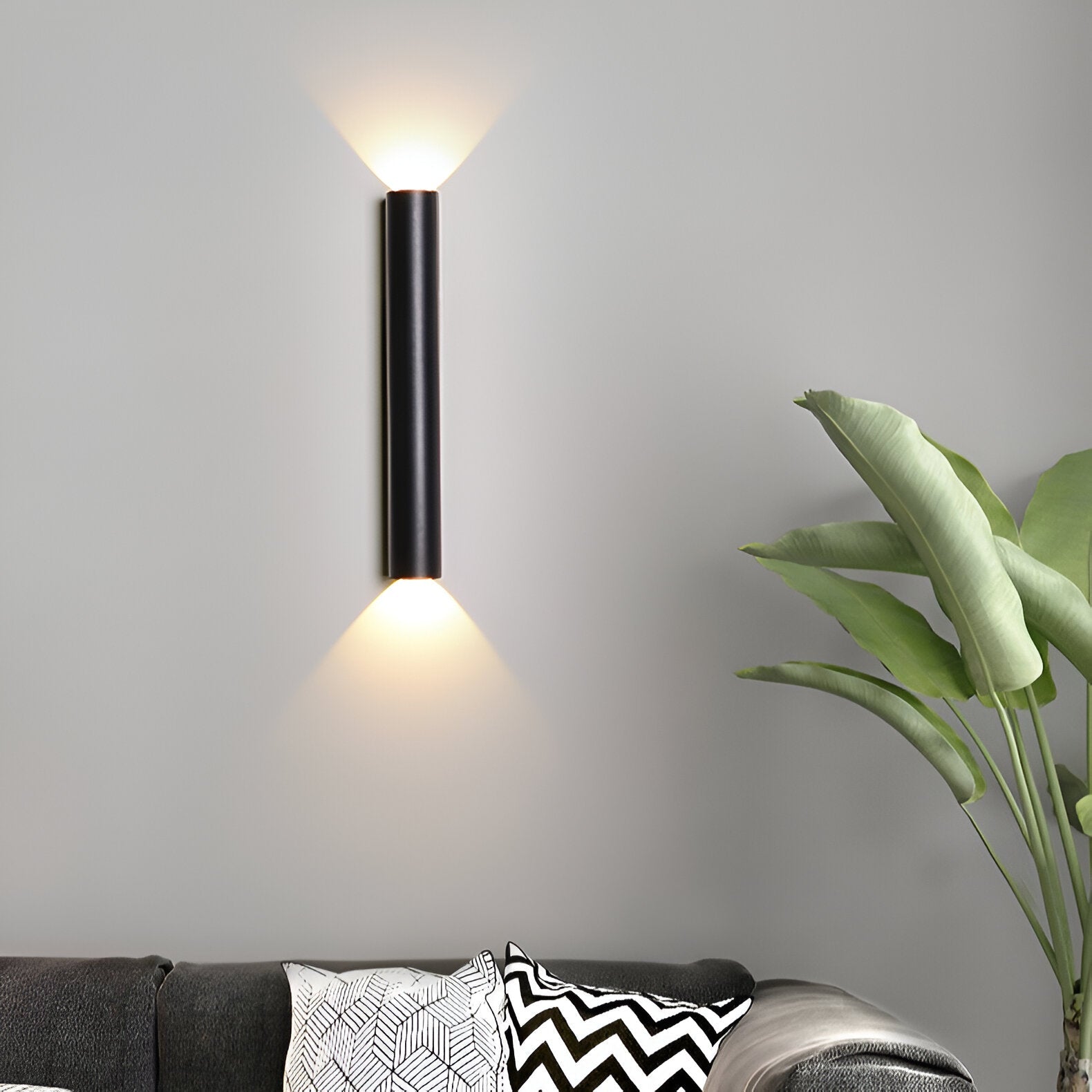 Tubilyn – Nordic Aluminum Long Tube Wall Light