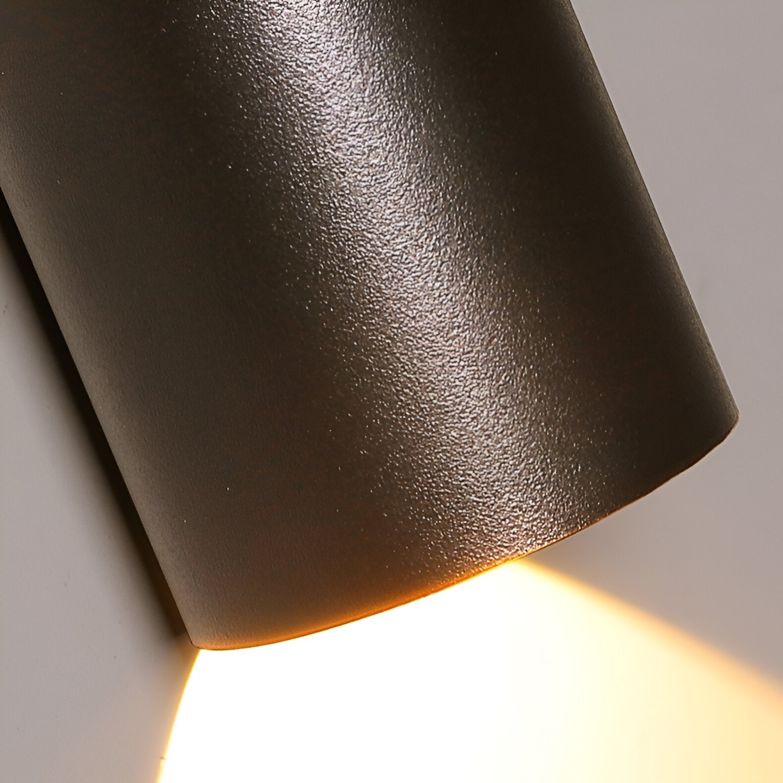 Tubilyn – Nordic Aluminum Long Tube Wall Light