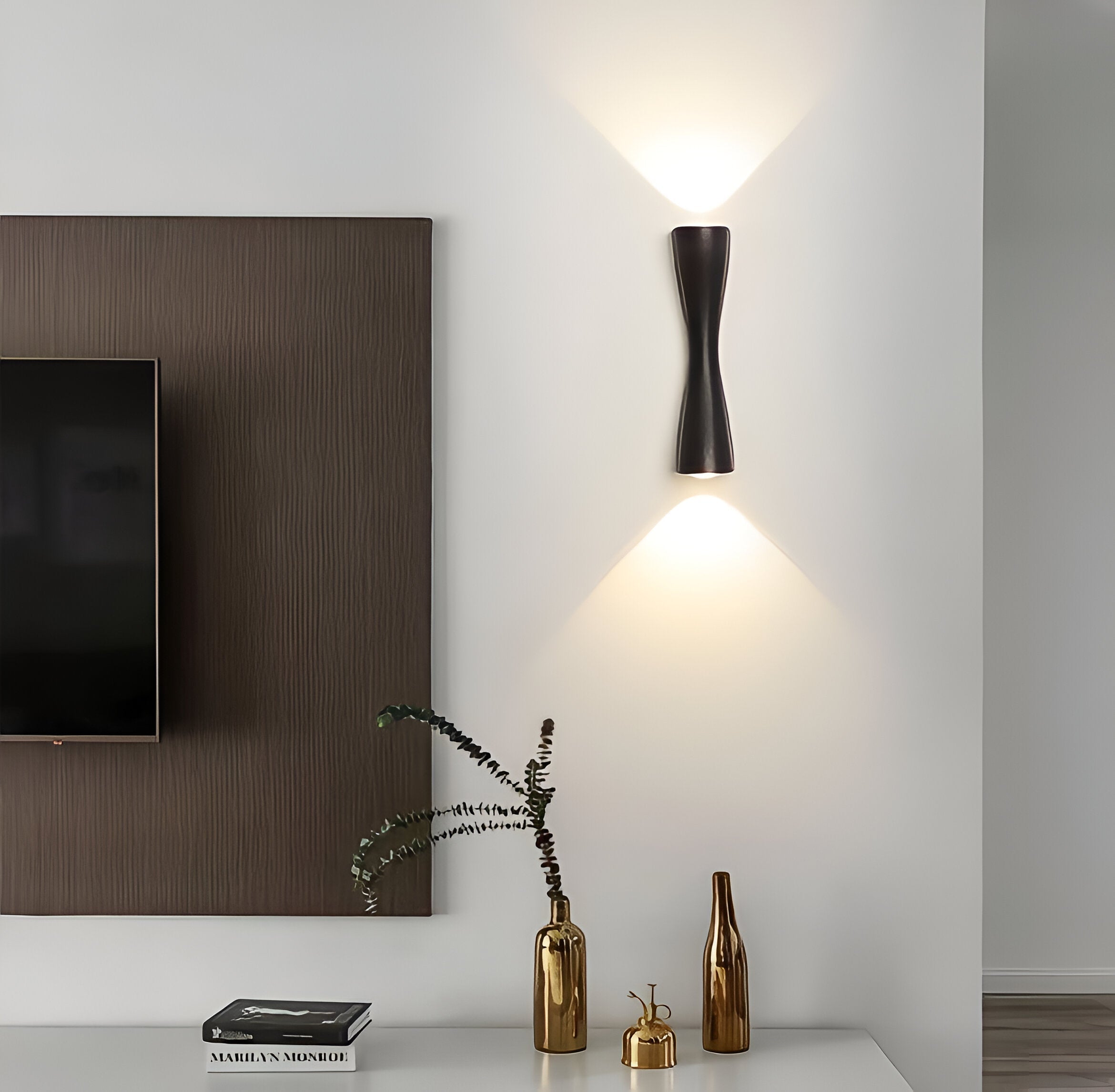Alumarelle – Nordic Hourglass Aluminum Modern Wall Light