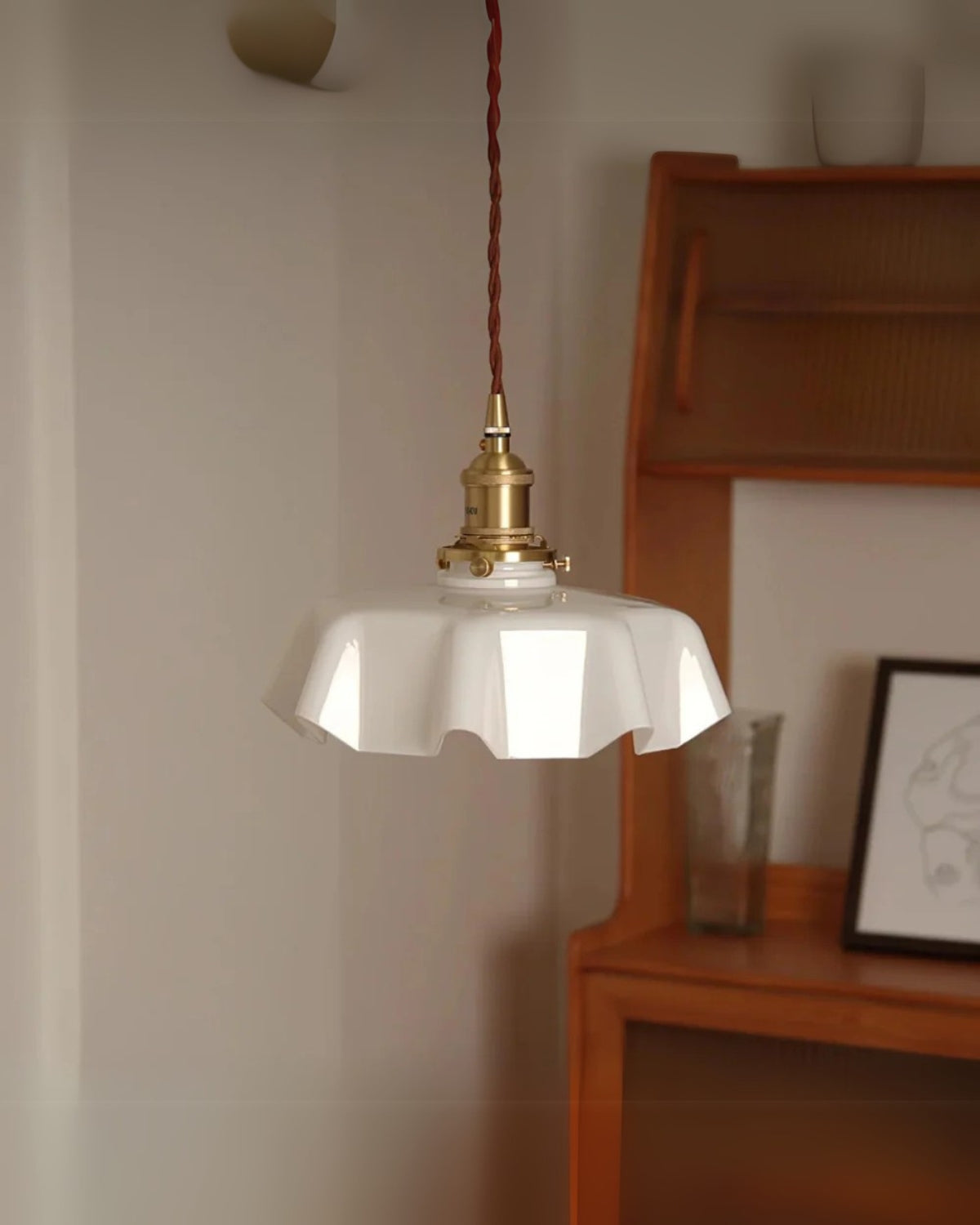 Velmira – Luz Moderna de Resplandor Encantador