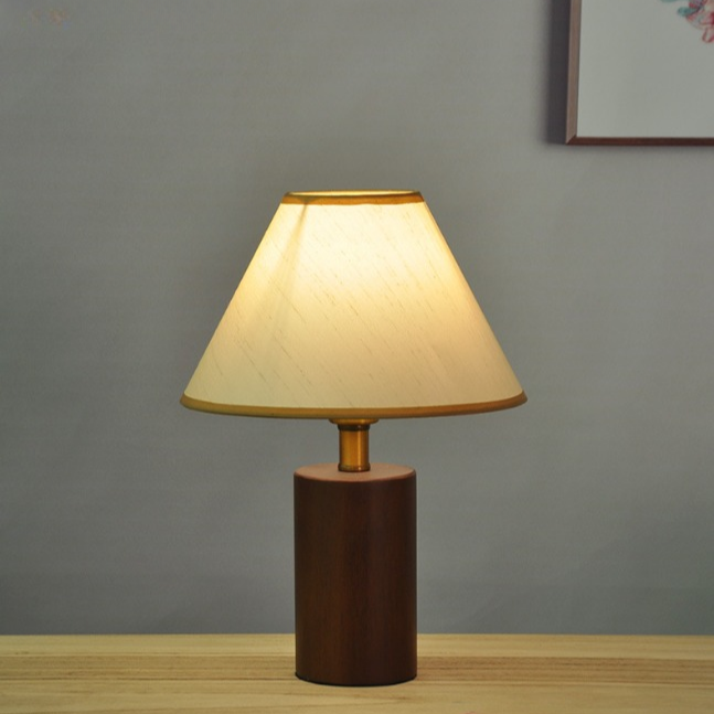 Renvara - korejská skládací stolní lampa v retro stylu