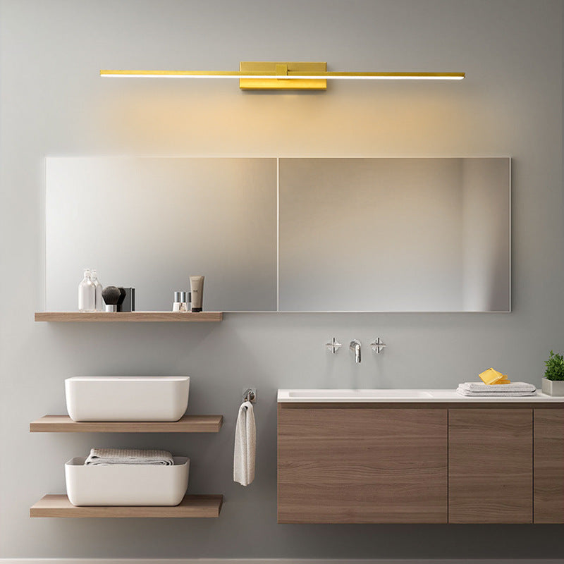 Luminara – lineární zrcadlové světlo pro toaletní stolek
