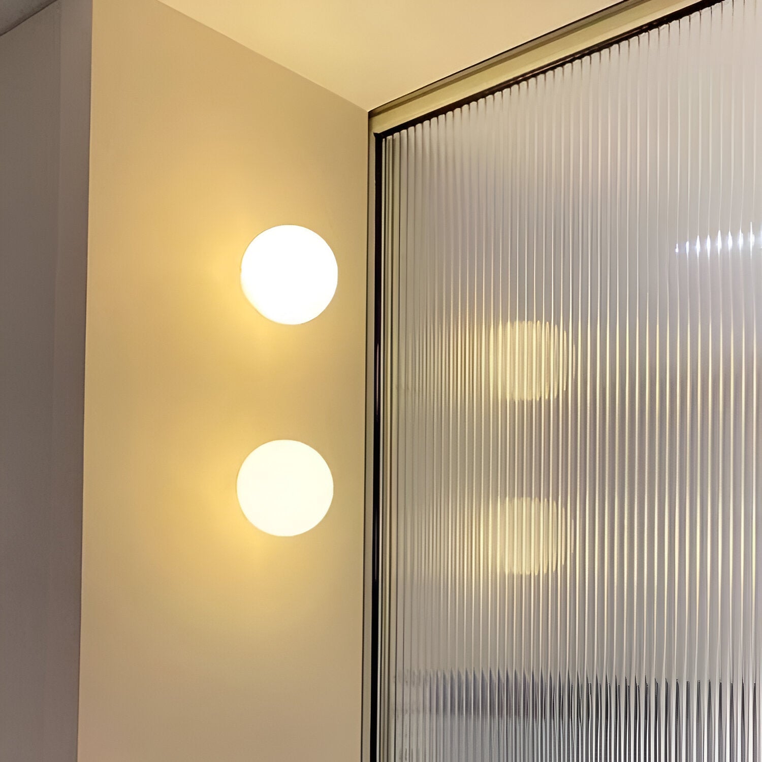 Orivis – Lampada da parete rotonda in vetro minimalista