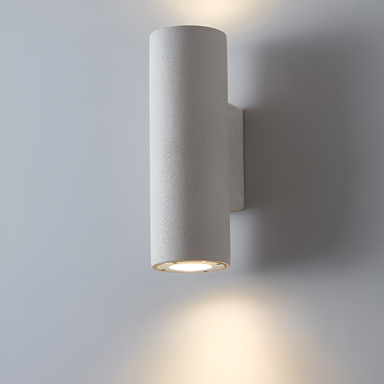 Noctara - Luz de Pared Exterior Minimalista de Cemento Resplandor de Medianoche