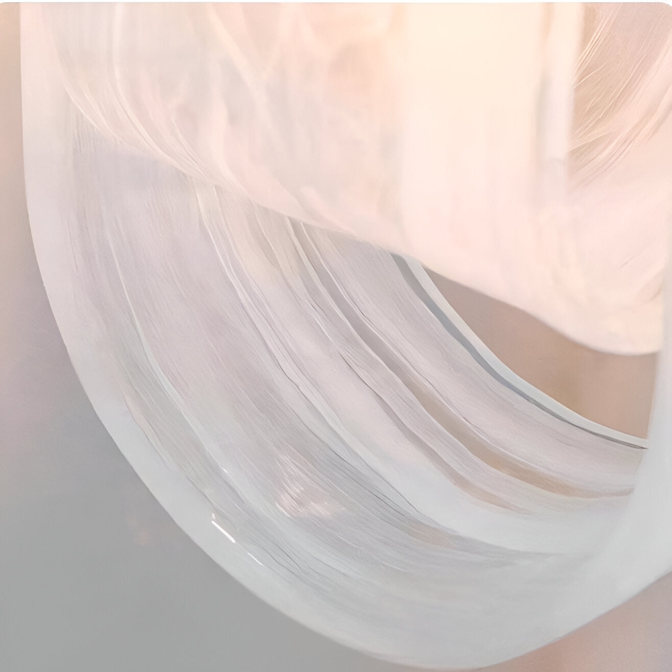 Nuvellis - italský lehký lustr z mléčného skla