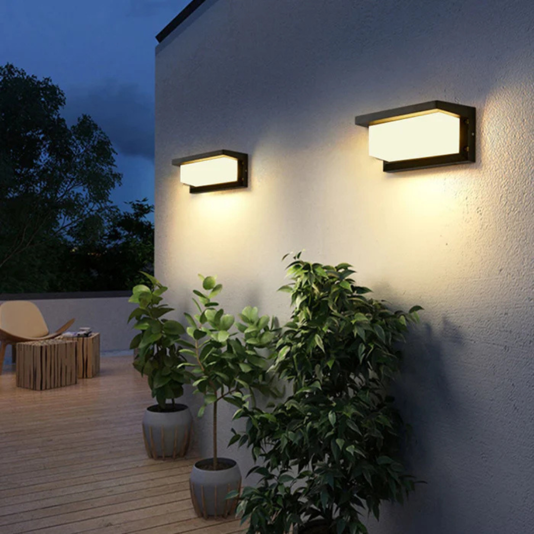 Sorenza – Outdoor Motion Sensor LED Wall Lamp For Garden And Entrance
