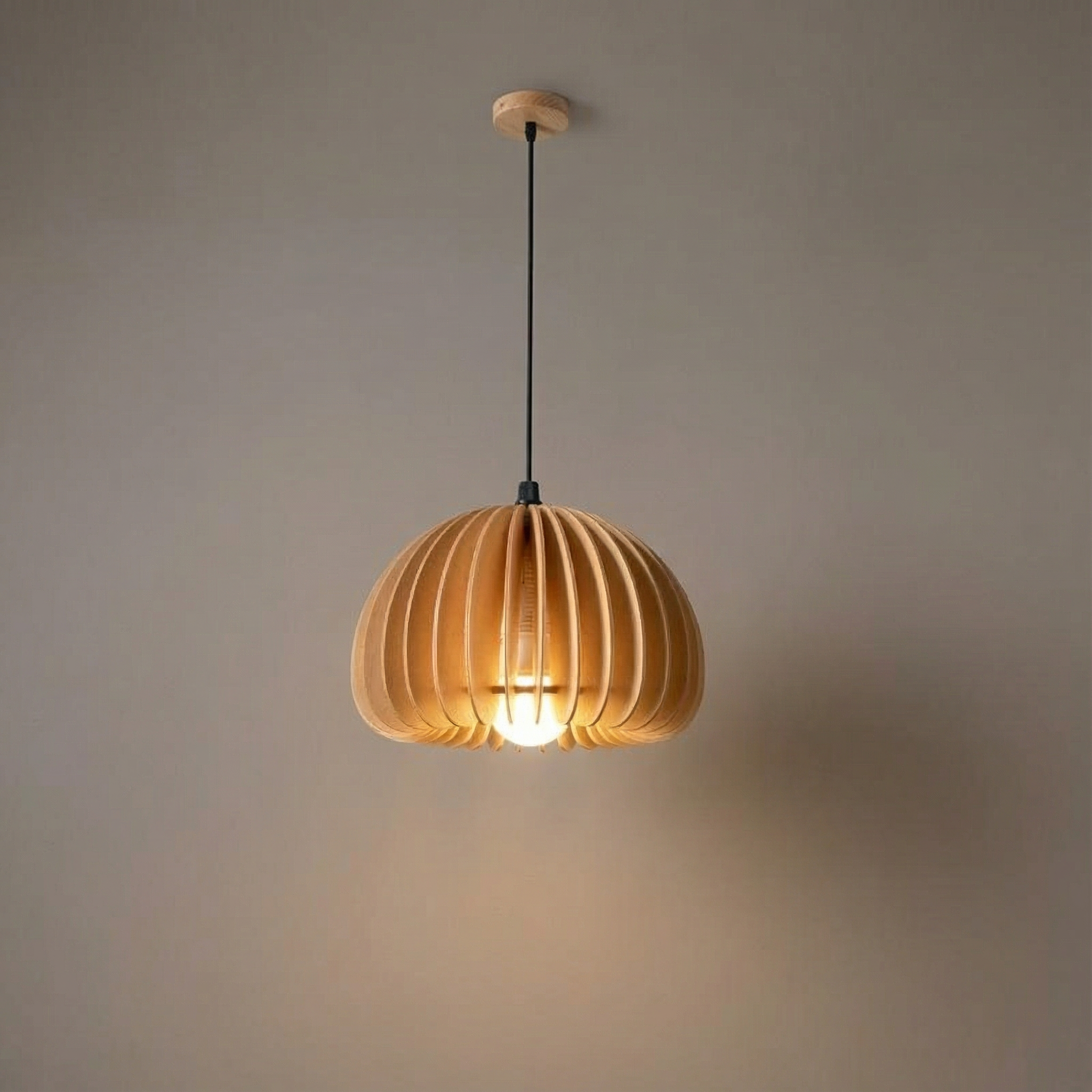 Akira - Suspension en bois rétro