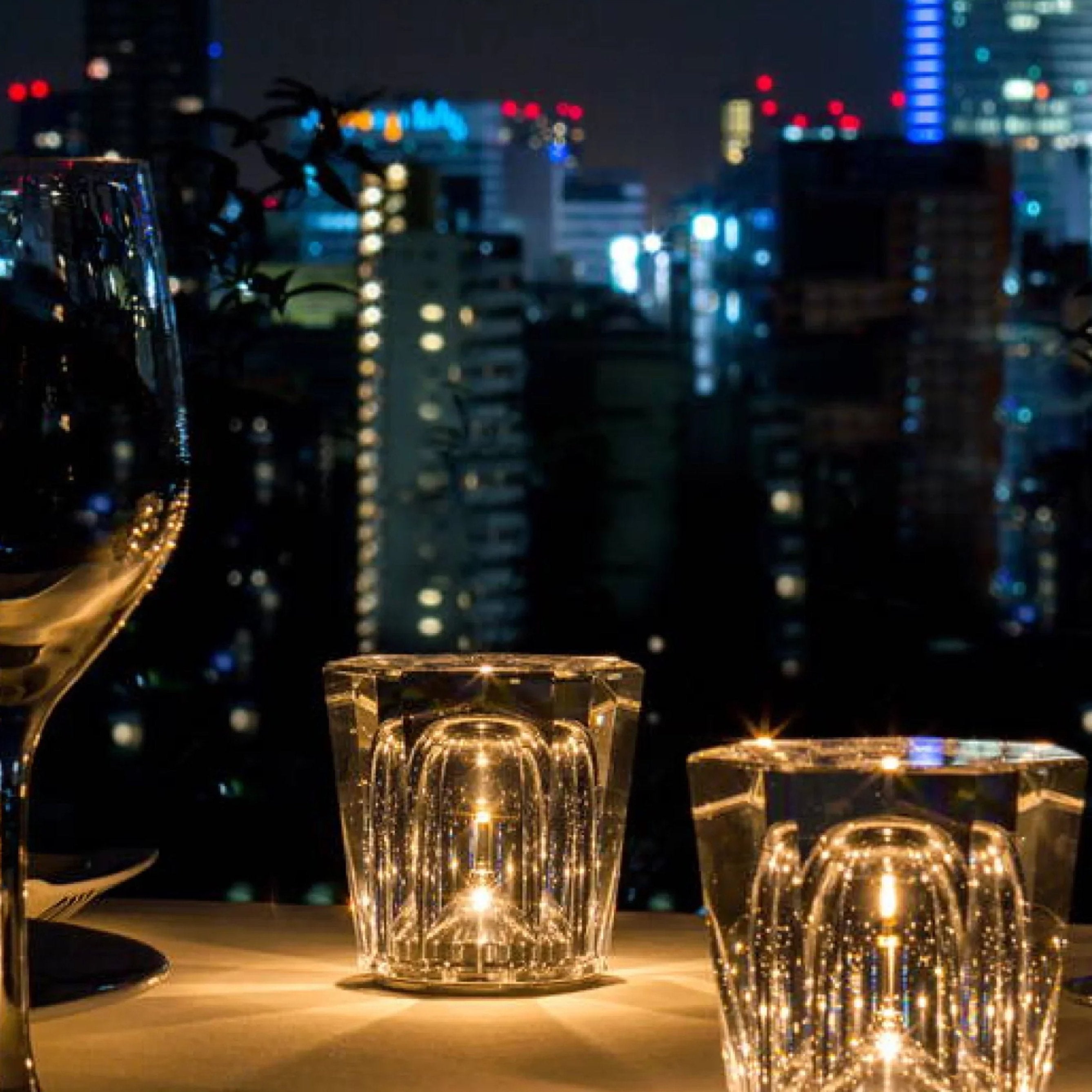 Liorael - Lampada da tavolo a LED ricaricabile con cristallo, design a diamante senza fili