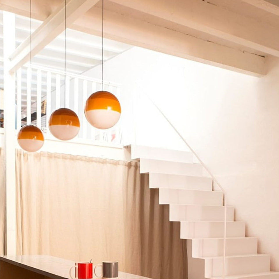 Caelo – Modern Gradient Glass Pendant Light