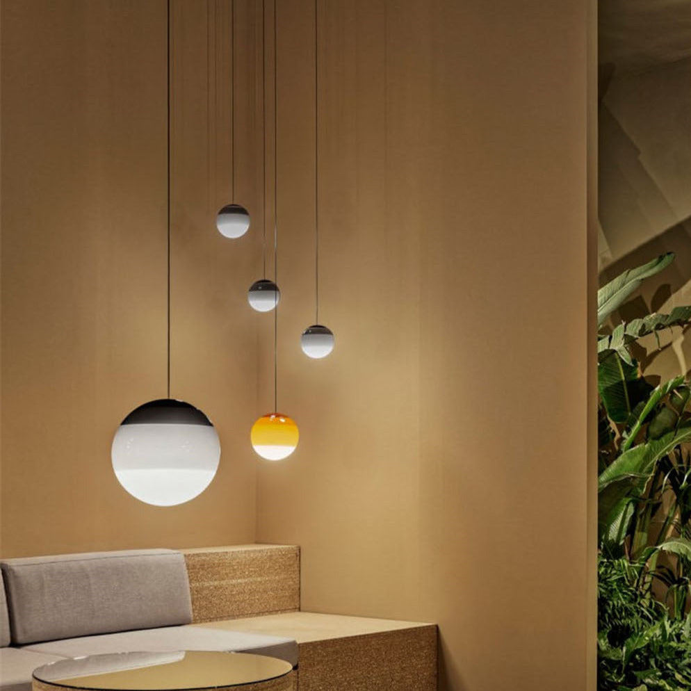 Caelo – Modern Gradient Glass Pendant Light