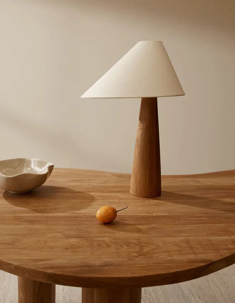 Theryn – Bonfilia Gulvlampe i Træ