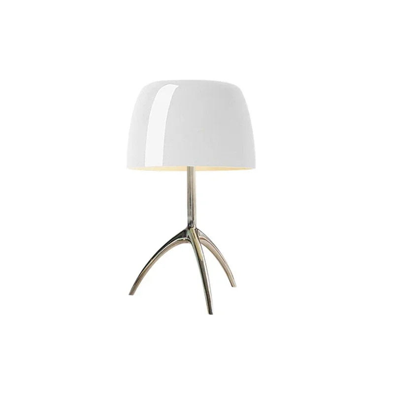 Orluné – Bauhaus Tripod Desk Lamp