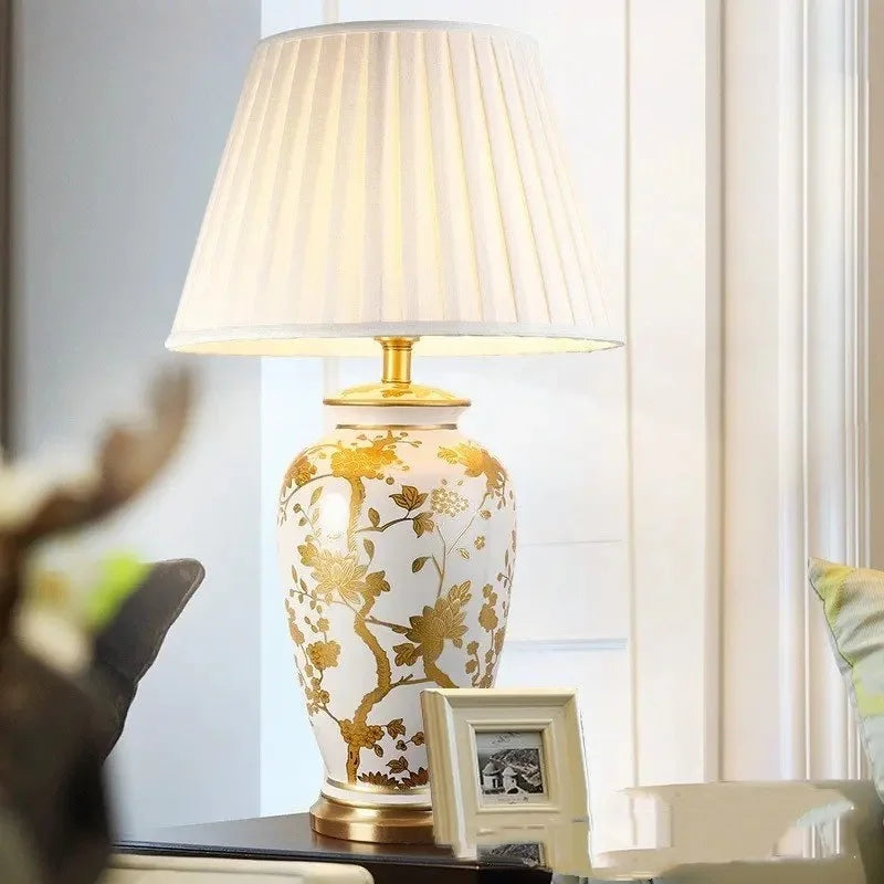 Aurivelle - Bordlampe i kobber og keramik