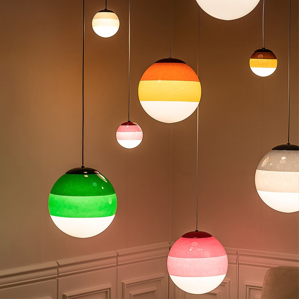 Caelo – Modern Gradient Glass Pendant Light