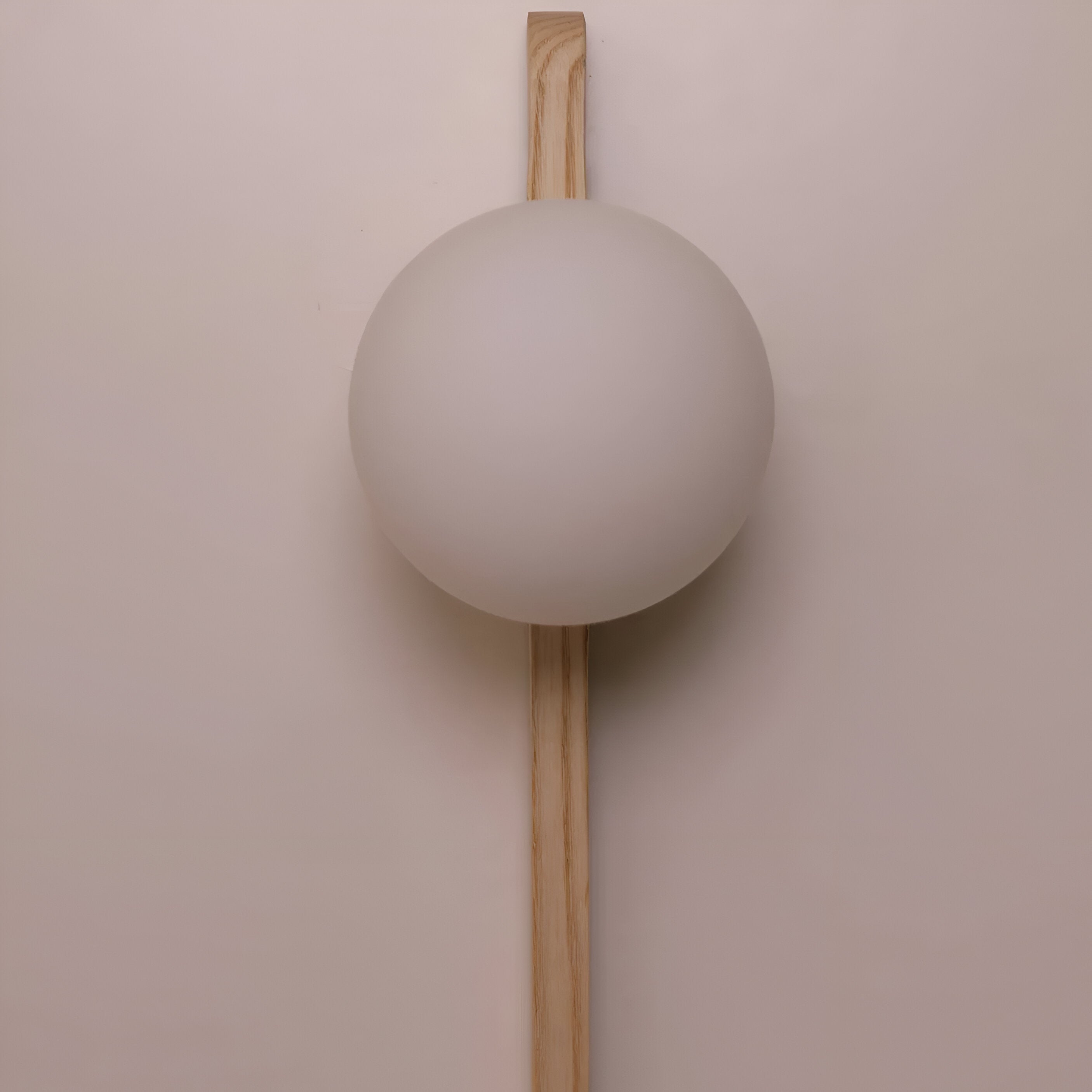 Thaenor – Lámpara de pared de vidrio nórdica de madera