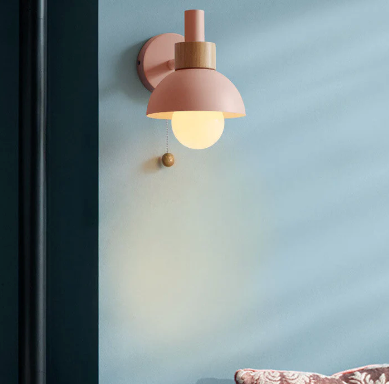 Colme - Wooden Accent Wall Light With Pull Chain