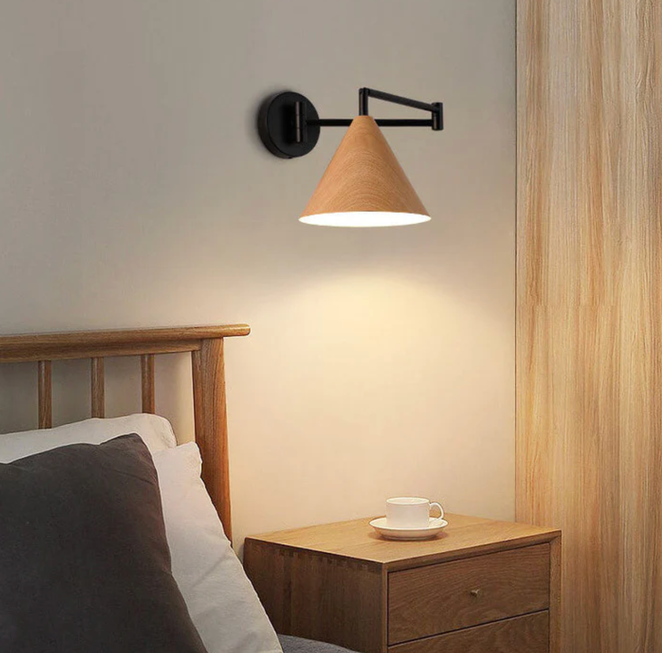 Nordevra - Lampada da parete in legno
