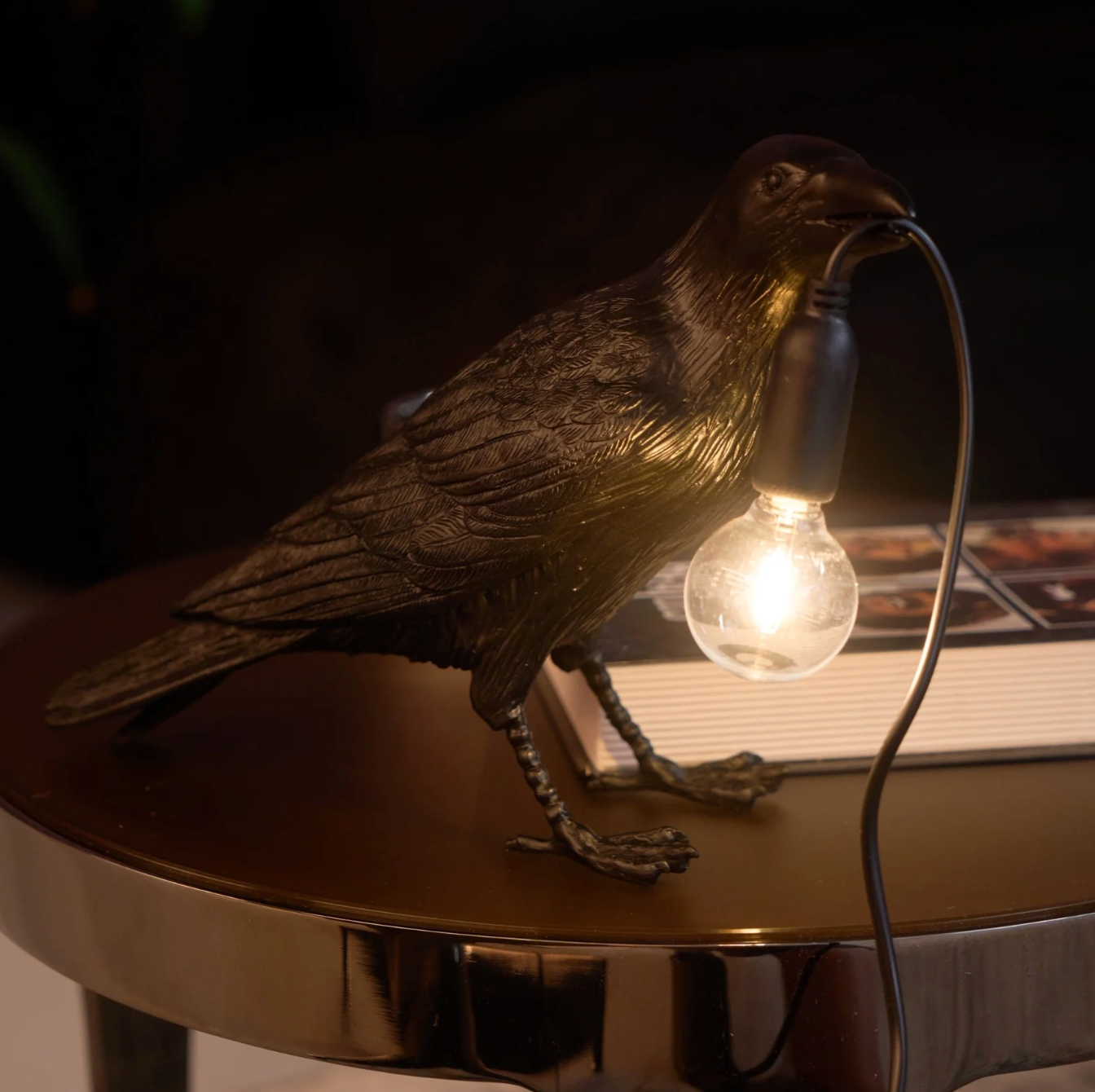 Corvane - Lampada da tavolo a forma di uccello