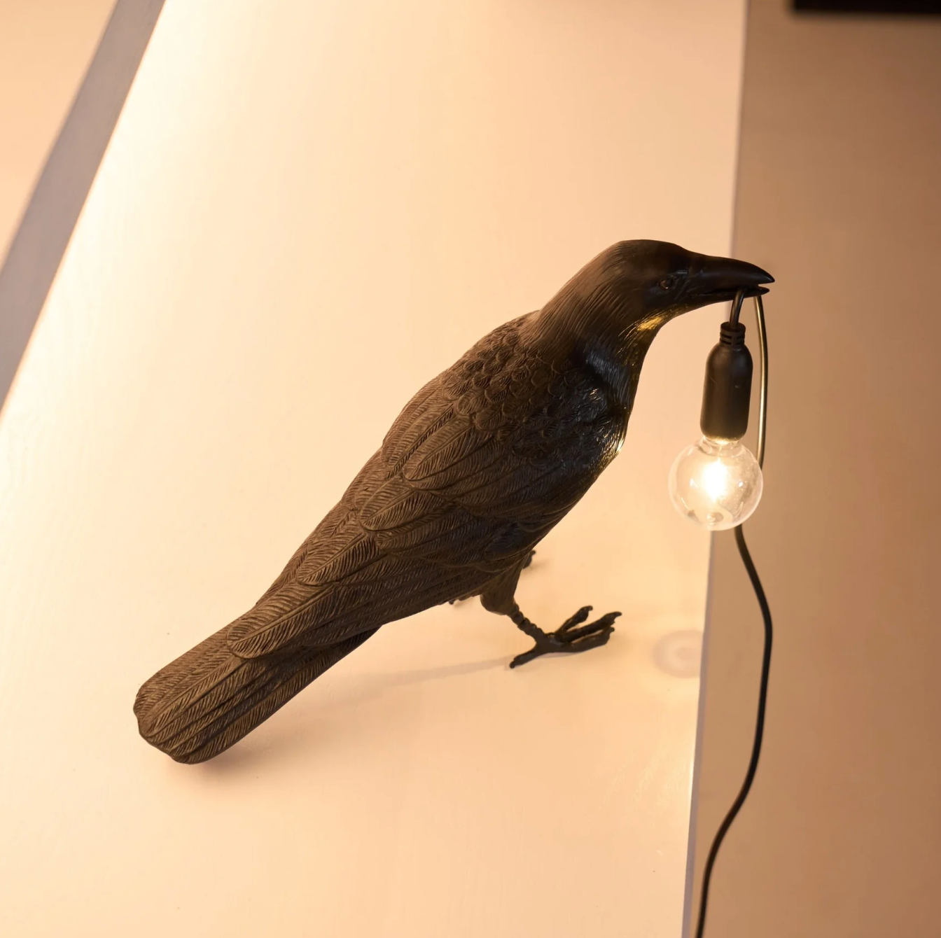 Corvane - Lampada da tavolo a forma di uccello