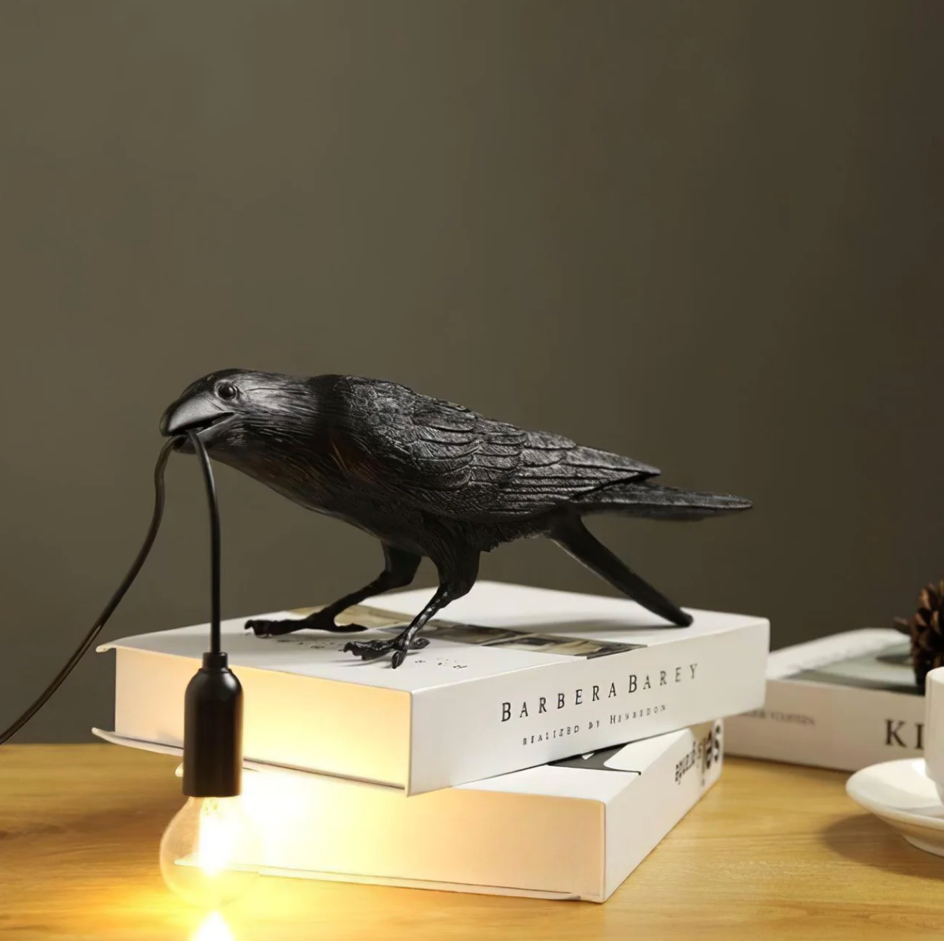Corvane - Lampada da tavolo a forma di uccello
