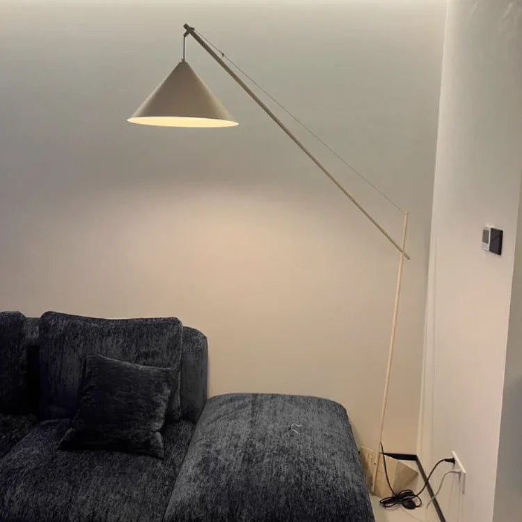 Avenor – Gulvlampe