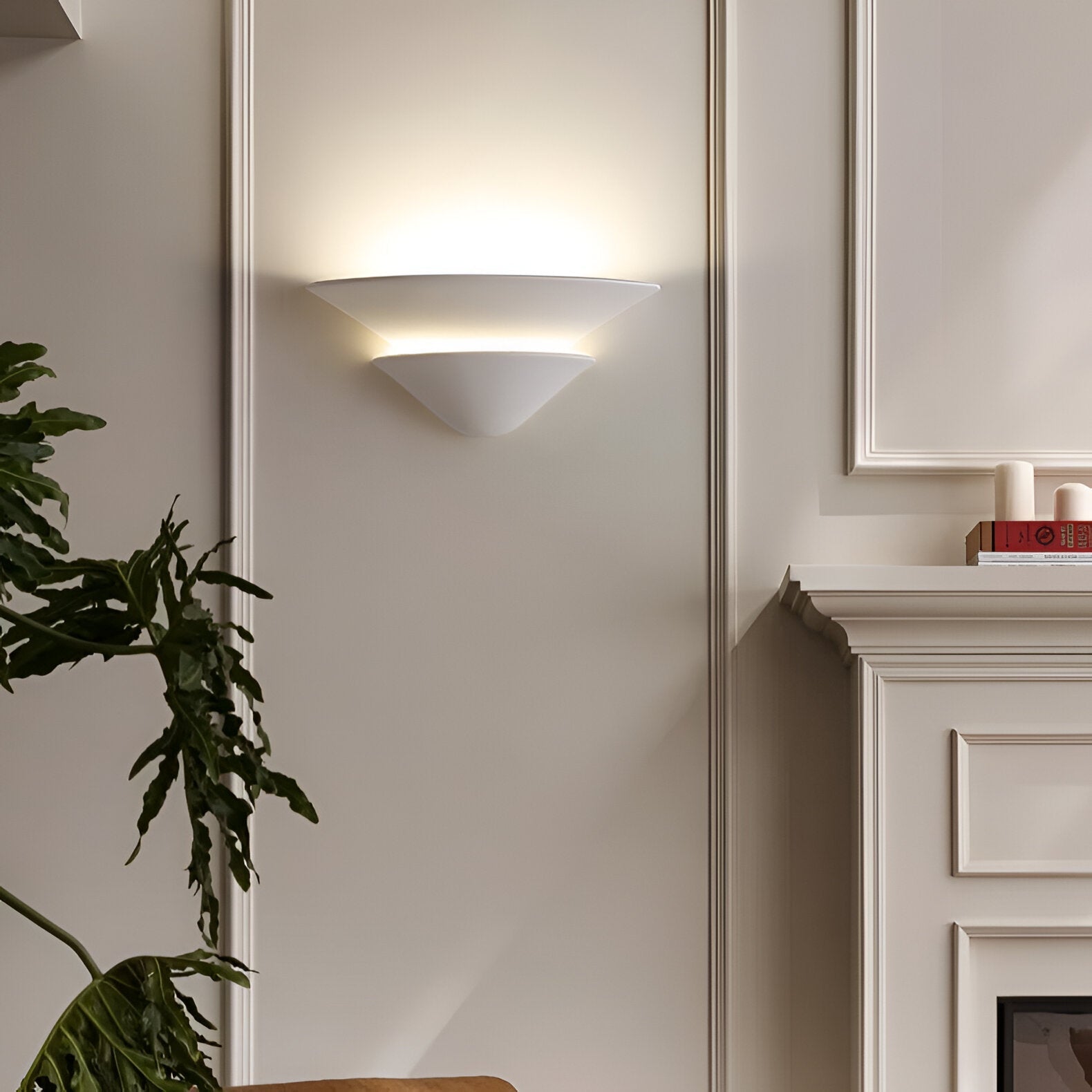 Shellorei – Wabi-Sabi Plaster Wall Light