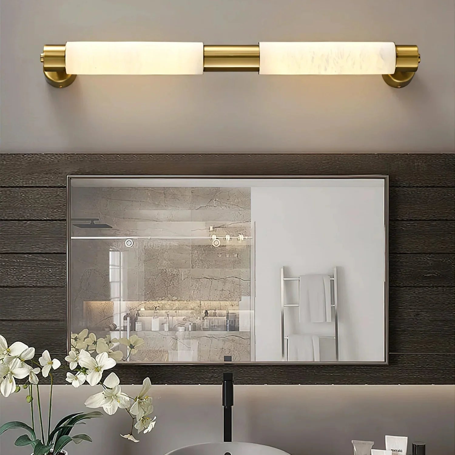 Solenari – Tube Alabaster Minimalist Wall Lamp