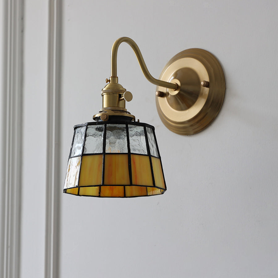 Aurelium – Vintage Tiffany Glass Brass Wall Sconce Lamp