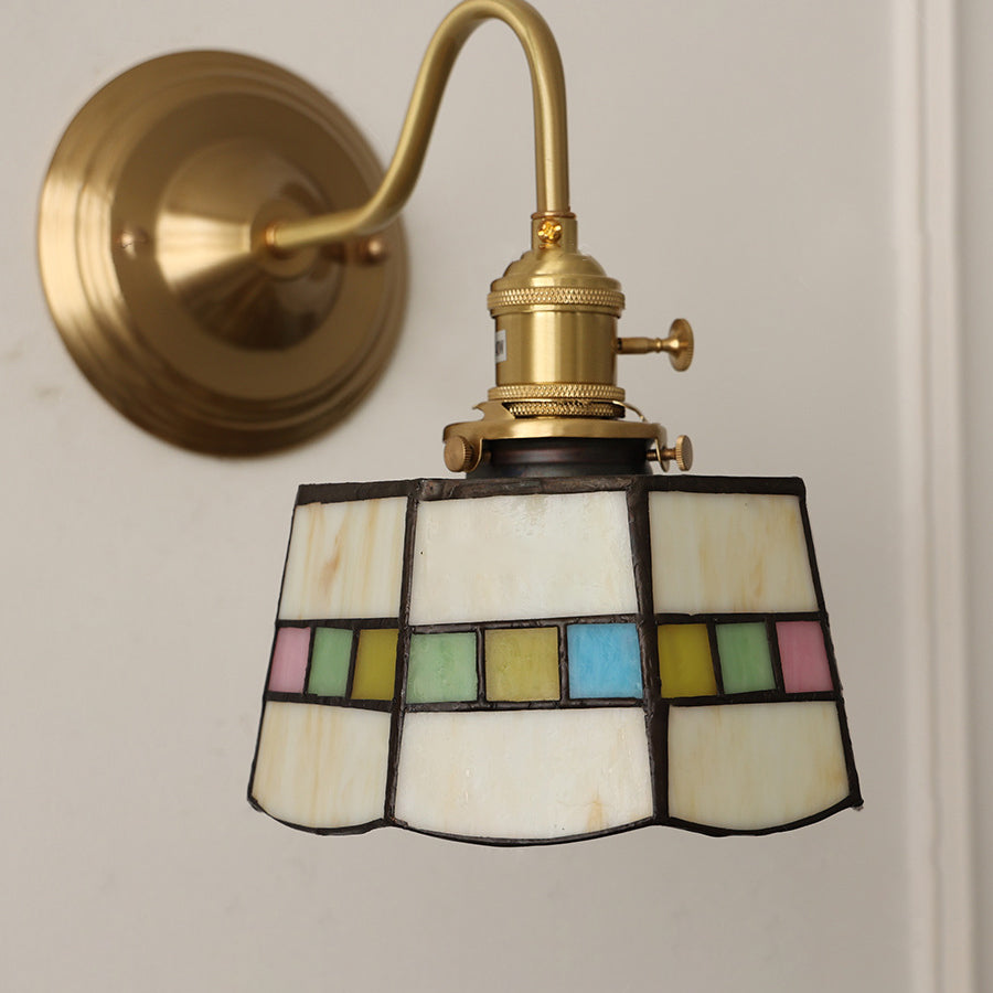 Aurelium – Vintage Tiffany Glass Brass Wall Sconce Lamp