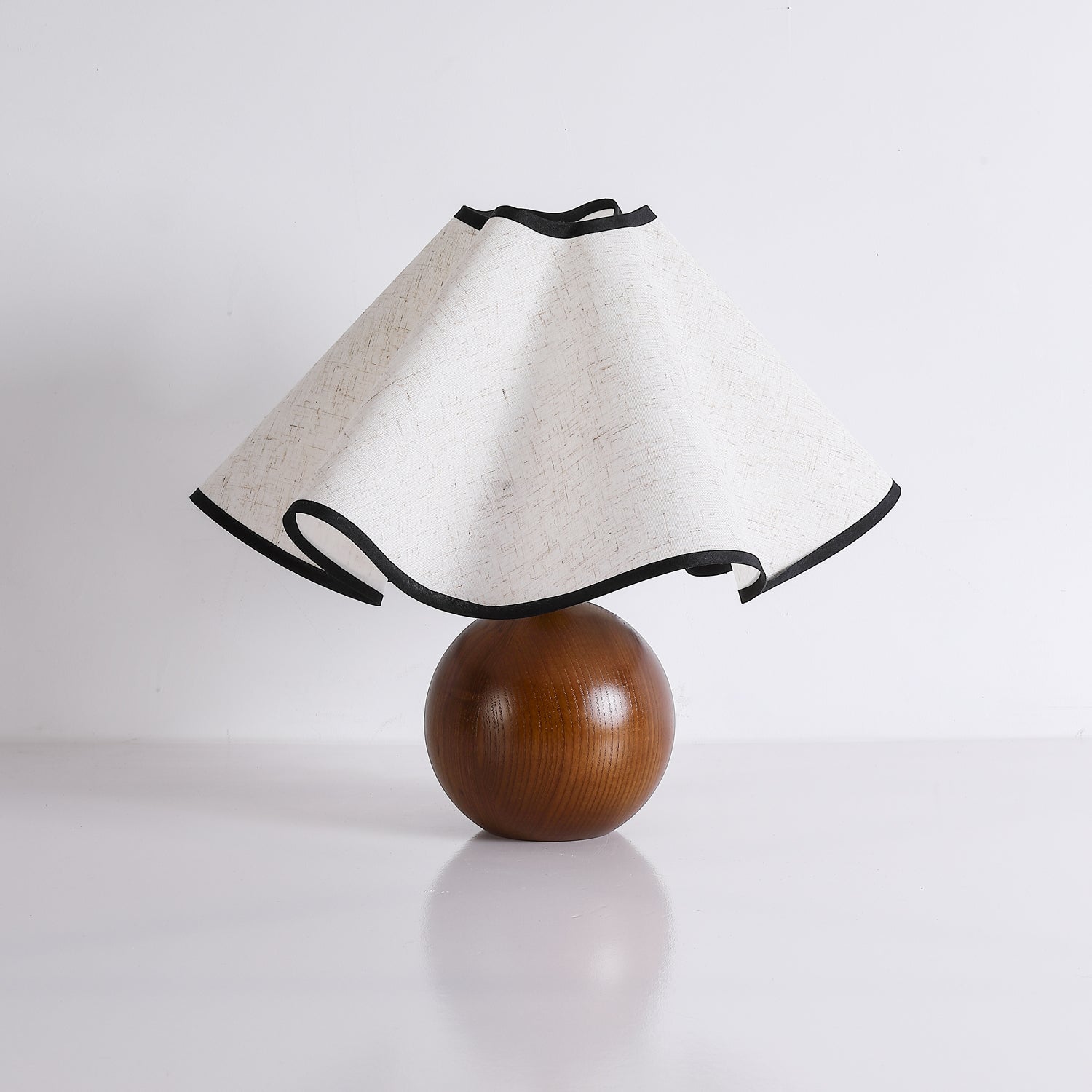 Mirelle - Lampada da tavolo con paralume in tessuto Wave Crest