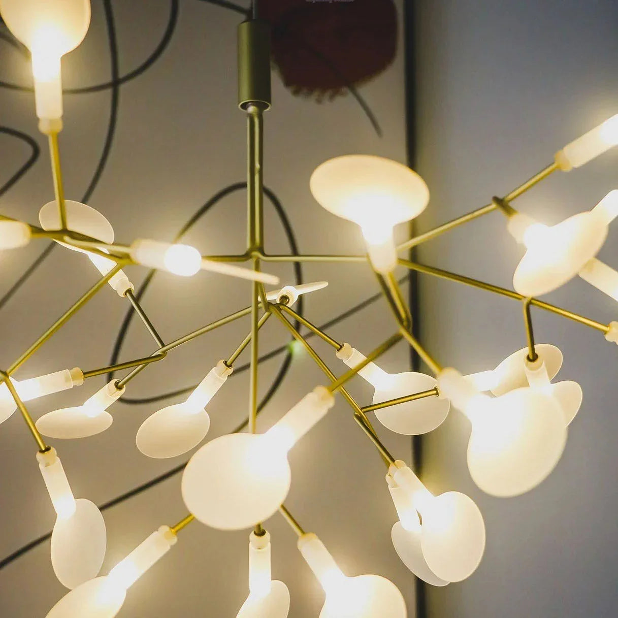 Velunara- Lámpara de araña minimalista con globo de vidrio esmerilado