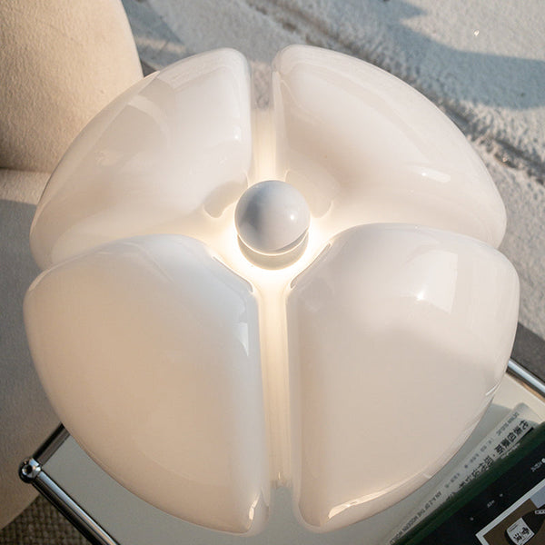 Vaurevino – Vintage LED Table Lamp
