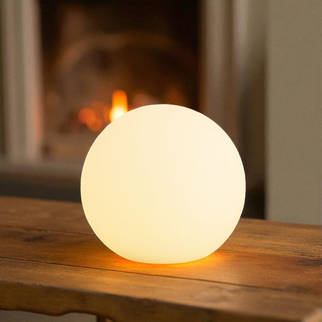 Lunoré – Trådløs LED Globe Moon Bordlampe