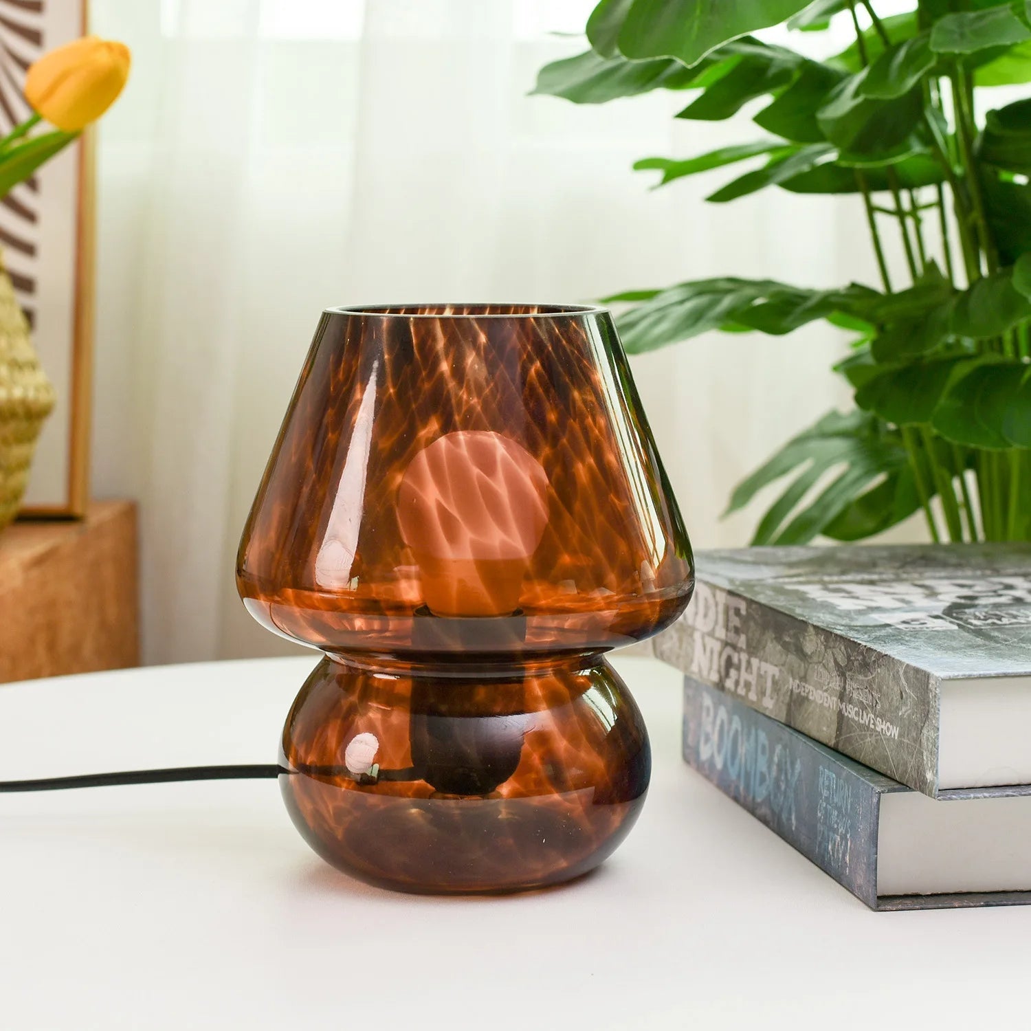 Nyvori - Creative Colorful Mushroom Table Lamp