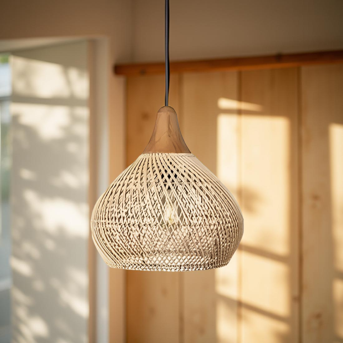 Zavaya - Boho Style Rattan Pendant Light