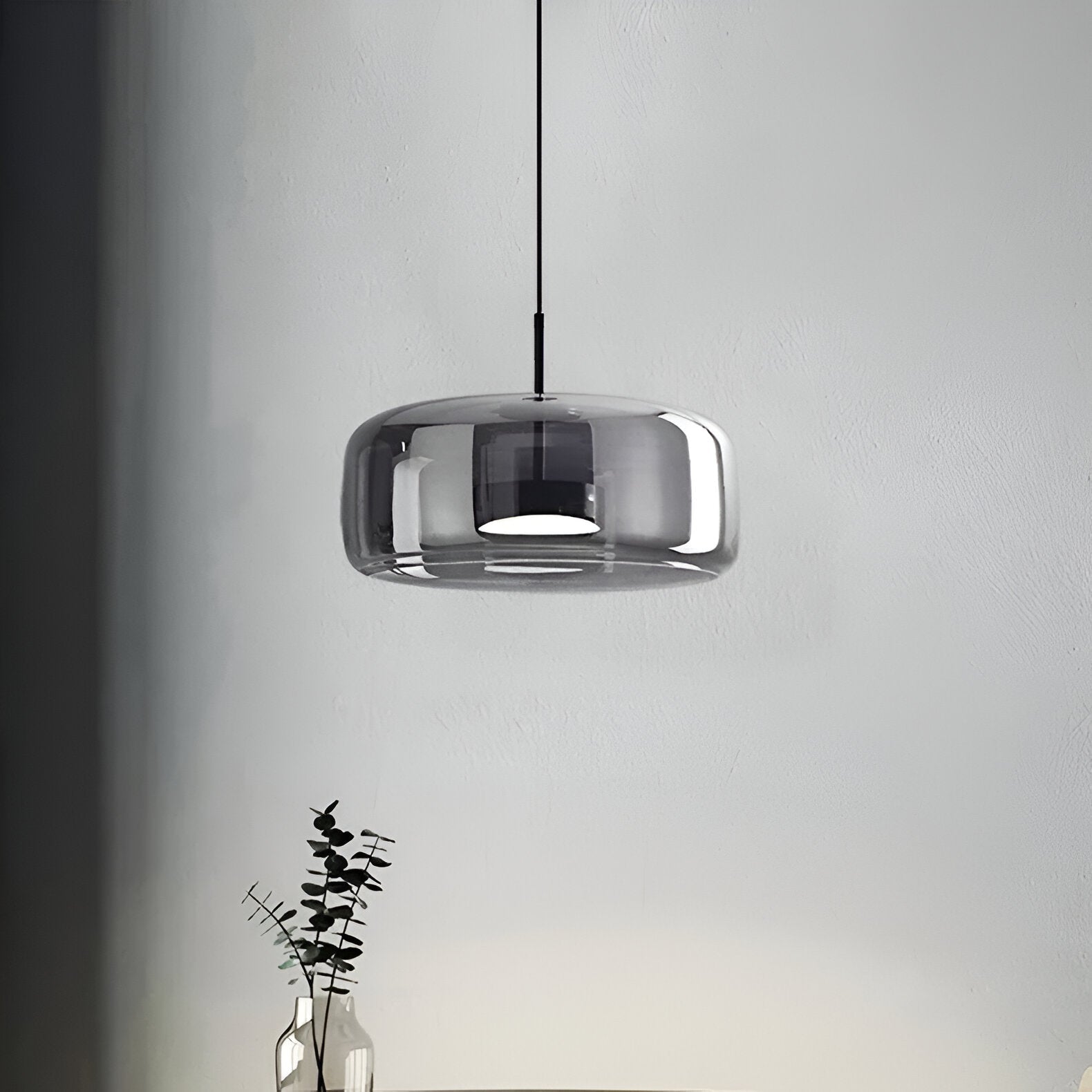 Vetrail - Retro Modern Glass LED Pendant Light