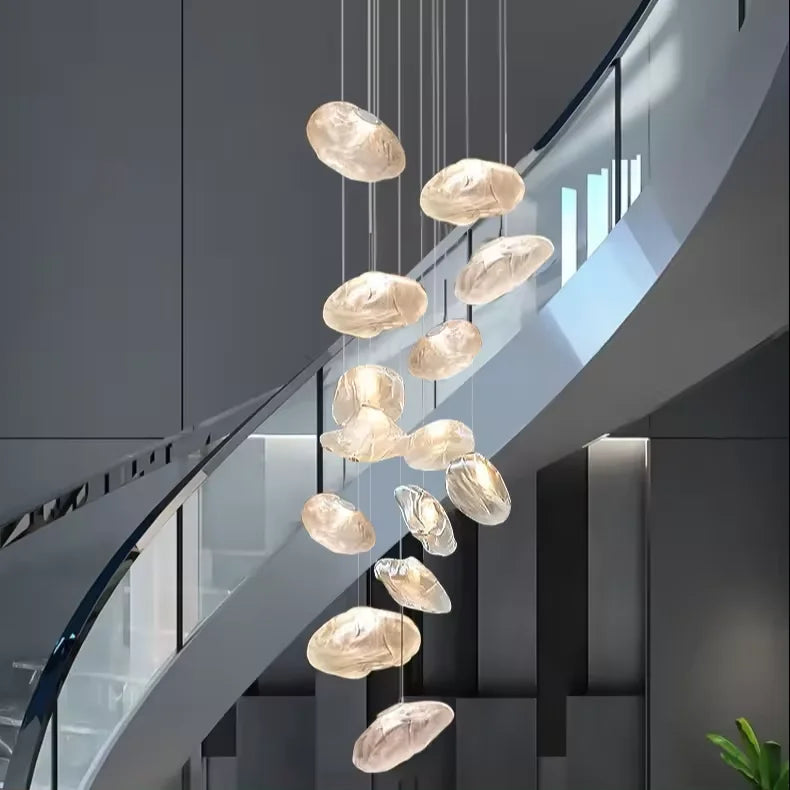 Lumirell – Lépcsőzetes üvegcsillár alumínium vázzal