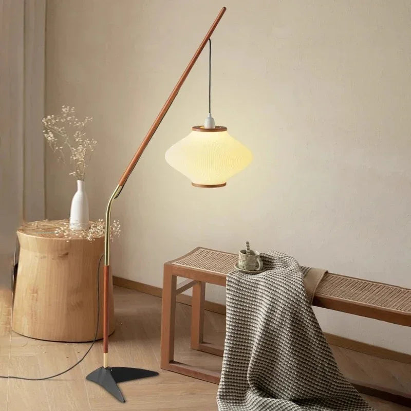 Selvade – Moderne Arkitektonisk Gulvlampe
