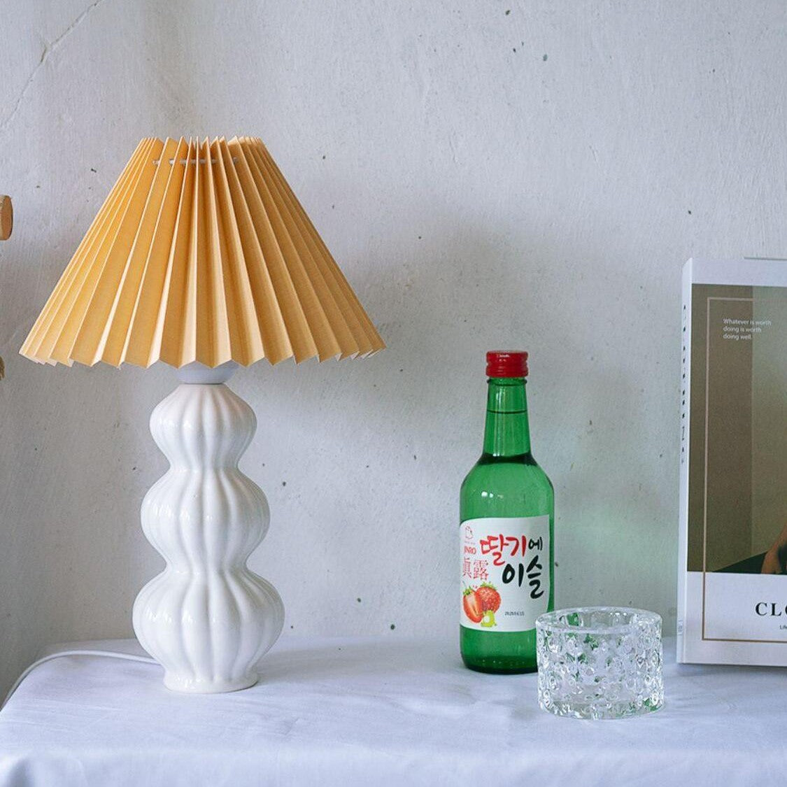 Maerith - Retro Korean Style Pleated Skirt Table Lamp