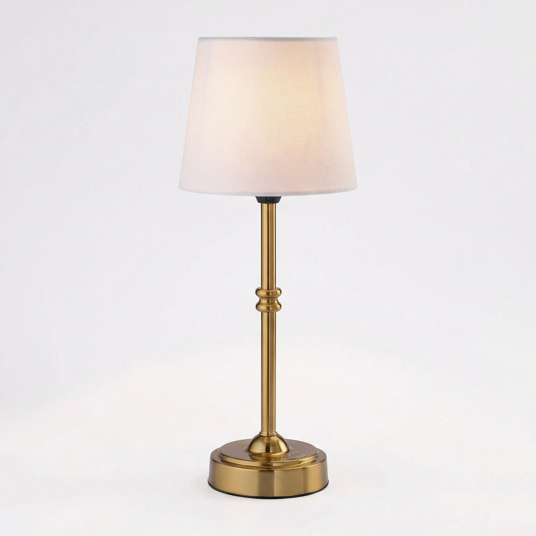 Drena - Lampada da Tavolo in Ottone con Paralume in Tessuto